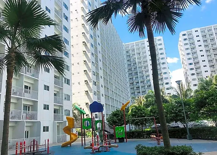 Отель Shawnalyn Mall Of 5*