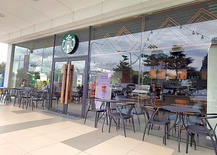 Отель Shawnalyn Mall Of 5*